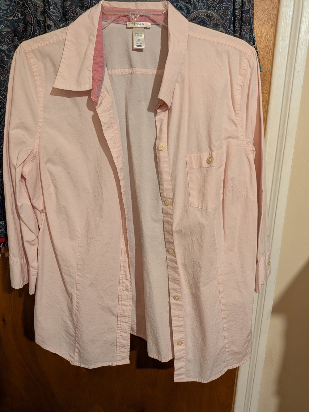 Old Navy Light Pink Women's Button-Down Shirt